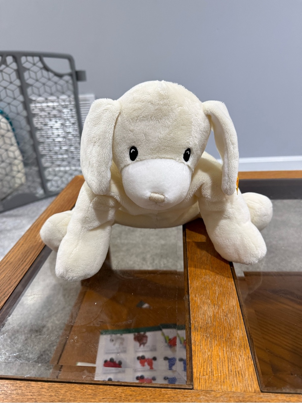 Steiff Plush Soft Puppy Dog Cream Floppy Ear Laying Sewn Eyes Button In Ear Toy